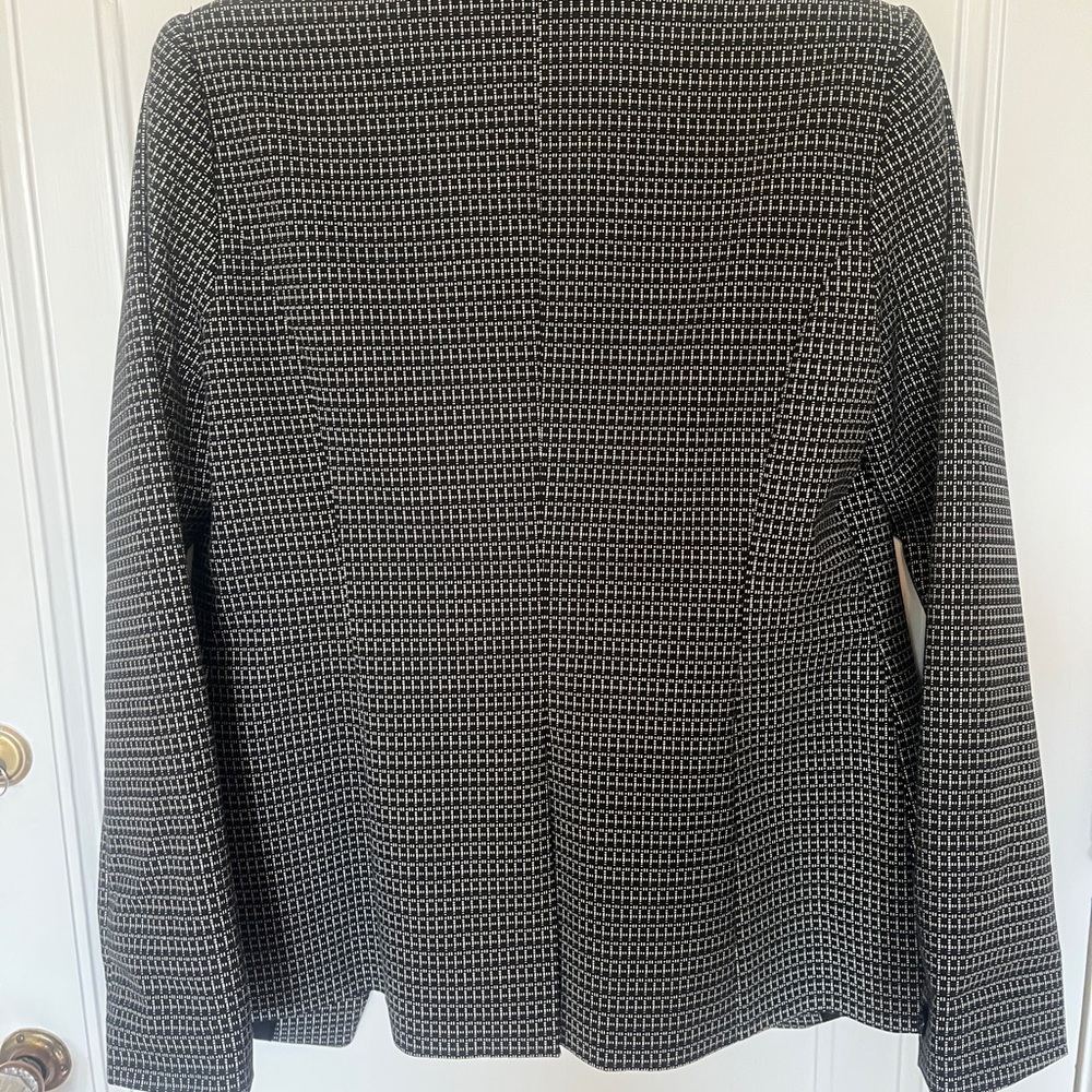 White House Black Market Blazer - Picture 5 of 8